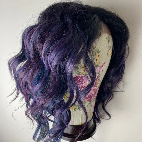 ALA 14” BLUE OMBRE BOB WAVY LACE FRONT WIG💫 *NEW*